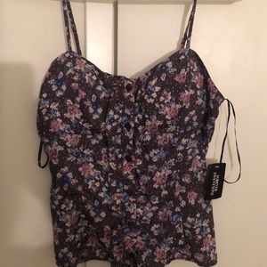 Beautiful string top, size M
